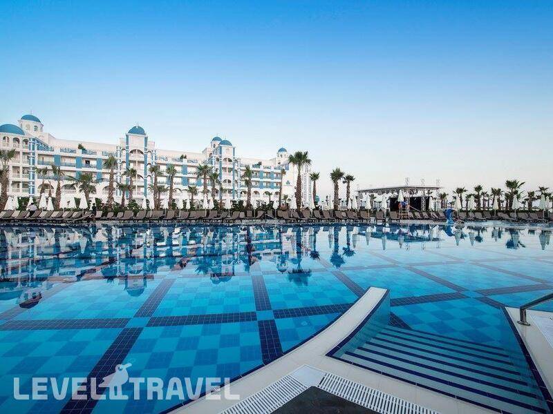 Фотография Rubi Platinum Spa Resort & Suites