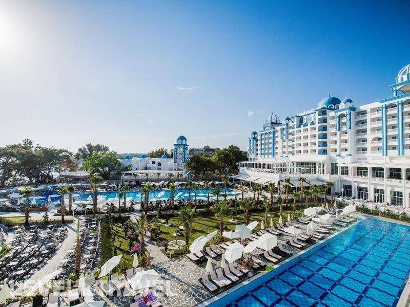 Фотография Rubi Platinum Spa Resort & Suites