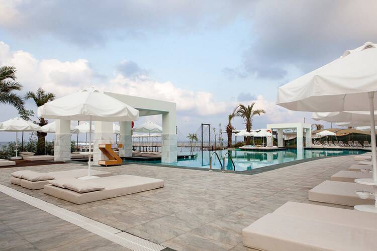 Long Beach Harmony Hotel & Spa