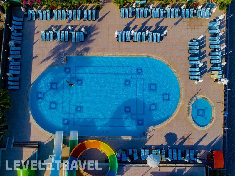 Фотография Throne Beach Resort & Spa (Ex.Throne Nilbahir Resort & Spa)