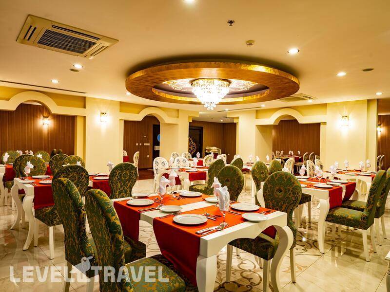 Фотография Throne Beach Resort & Spa (Ex.Throne Nilbahir Resort & Spa)