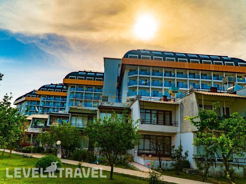 Фотография Throne Beach Resort & Spa (Ex.Throne Nilbahir Resort & Spa)