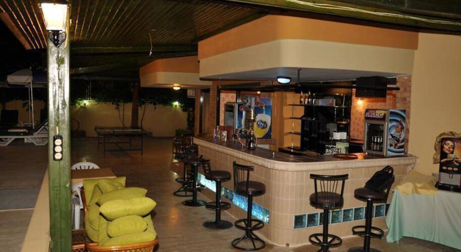 Gold Twins Beach Family Hotel