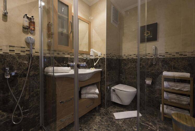 Quattro Beach Spa & Resort Hotel