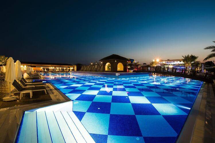 Quattro Beach Spa & Resort Hotel