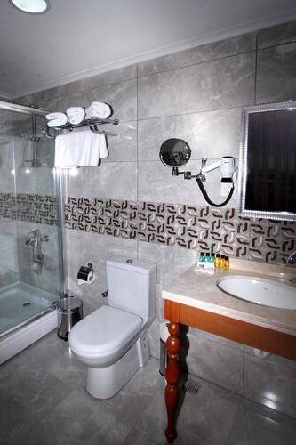 Tilia Hotel