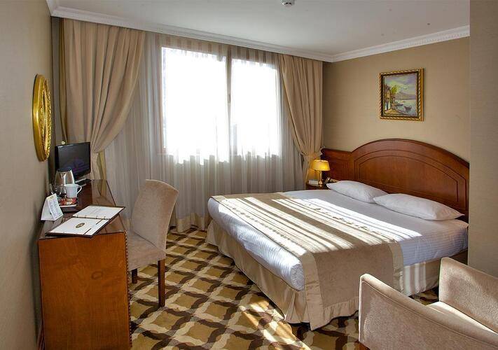 Tilia Hotel