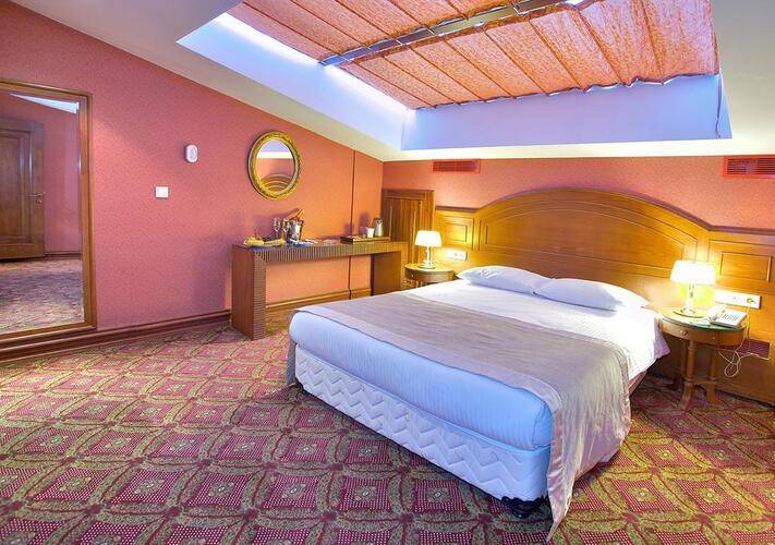 Tilia Hotel