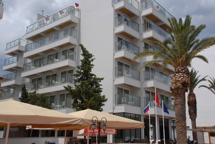 Begonville Beach Hotel (Adults Only 16+)
