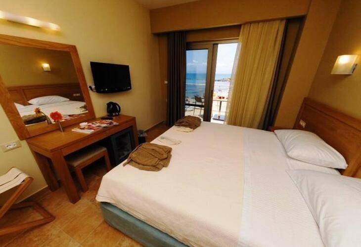 Almira Hotel Arkoudi