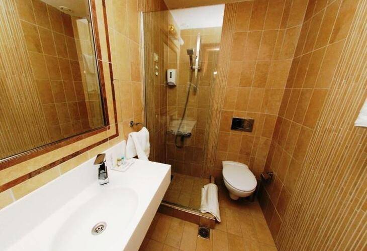 Almira Hotel Arkoudi