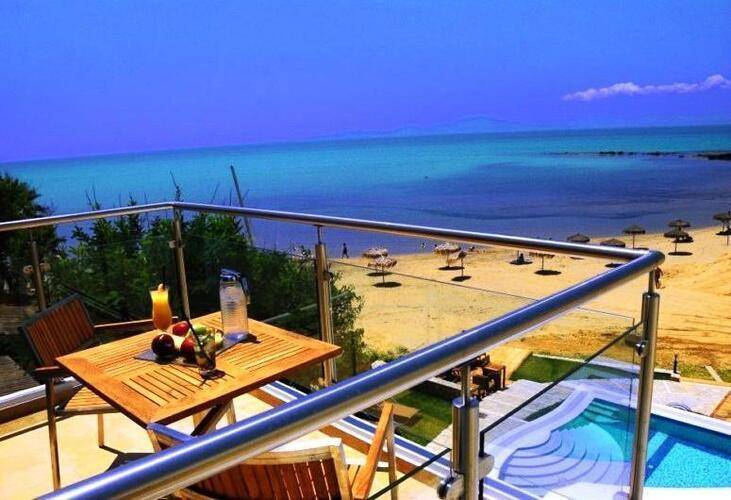 Almira Hotel Arkoudi