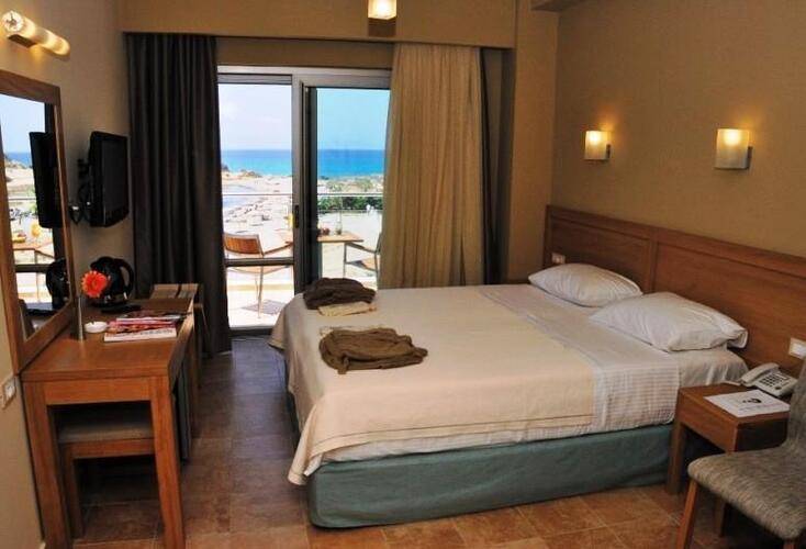 Almira Hotel Arkoudi