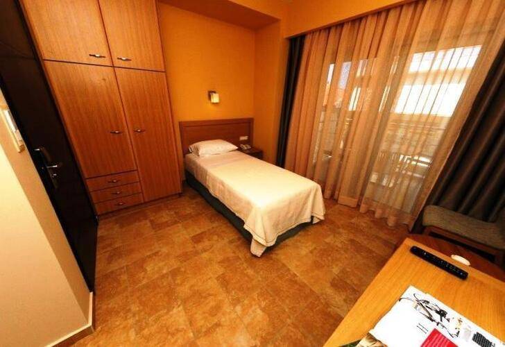 Almira Hotel Arkoudi