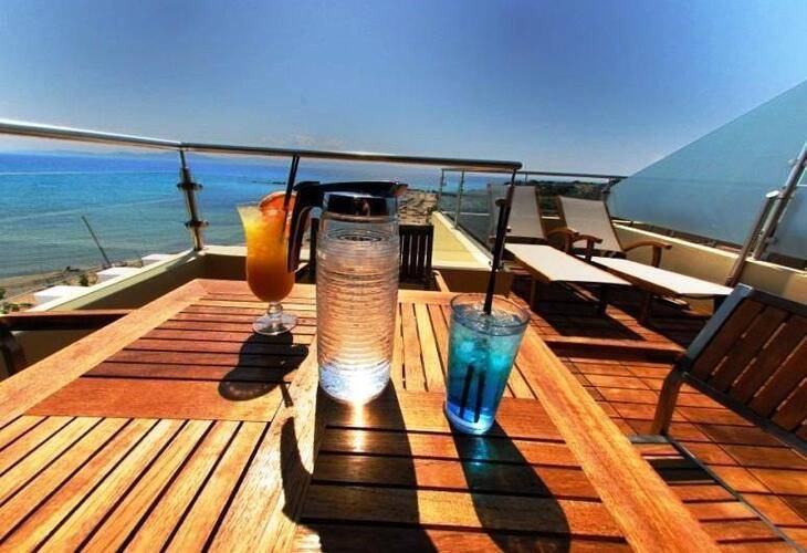 Almira Hotel Arkoudi