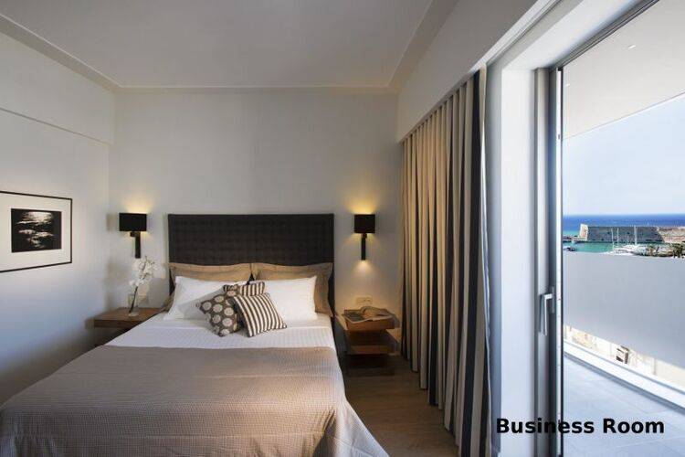 Aquila Atlantis Hotel