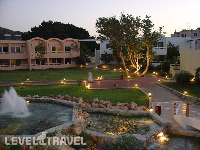Фотография Avra Beach Resort Hotel & Bungalows