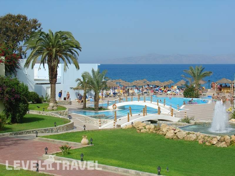 Фотография Avra Beach Resort Hotel & Bungalows