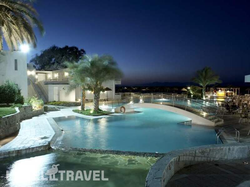 Фотография Avra Beach Resort Hotel & Bungalows