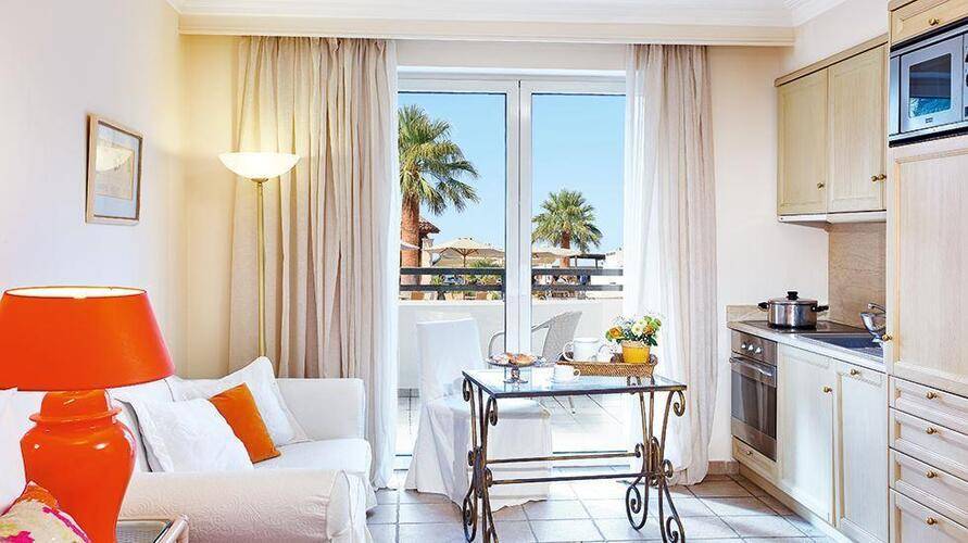 Grand Leoniki Residence By Grecotel