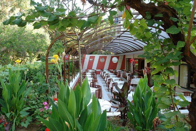 May Beach Hotel
