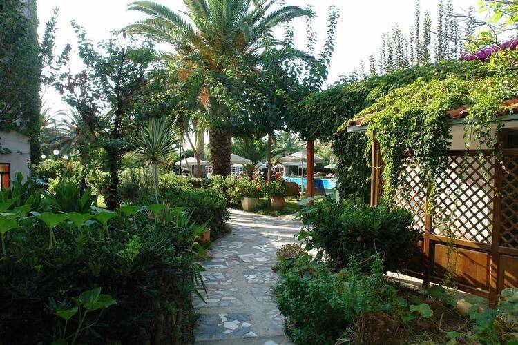 May Beach Hotel