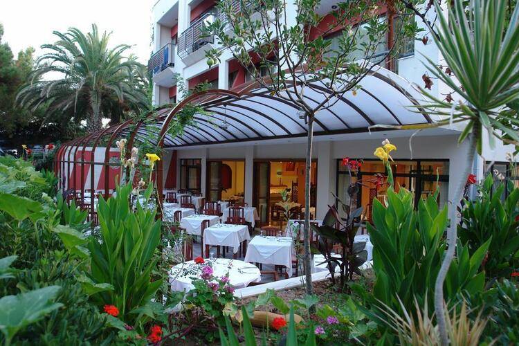 May Beach Hotel