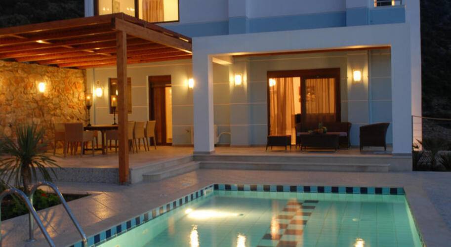 Okeanides Luxury Villas
