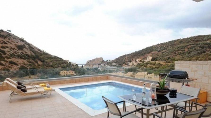 Paliokastro Villas