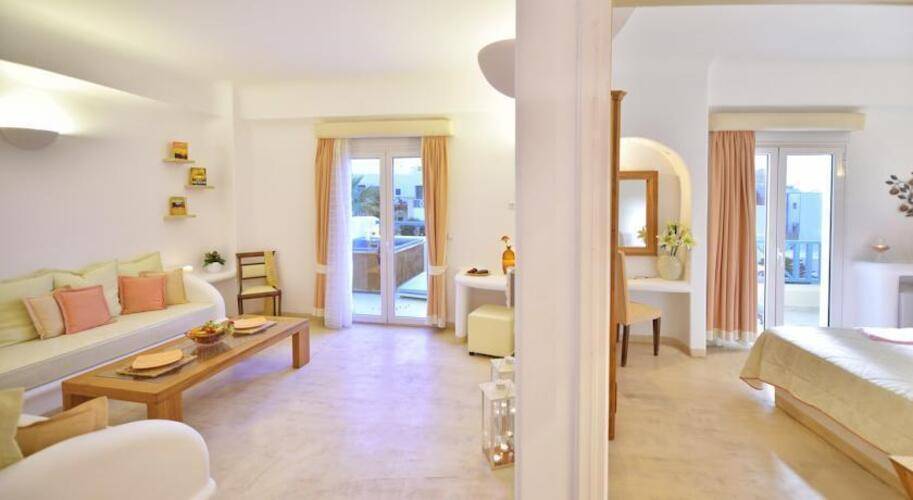 Tamarix Del Mar Suites