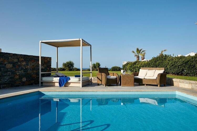 The Island Hotel (Adults Only 16+)