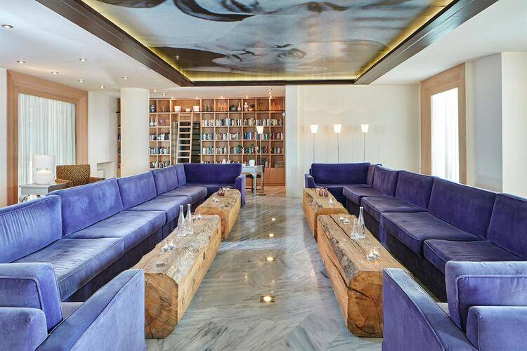 The Island Hotel (Adults Only 16+)