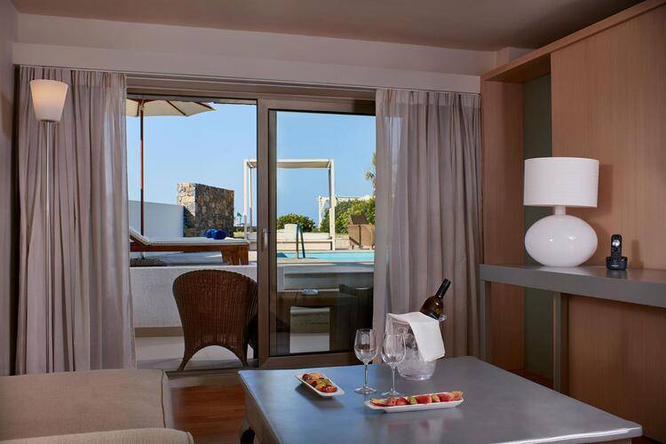 The Island Hotel (Adults Only 16+)