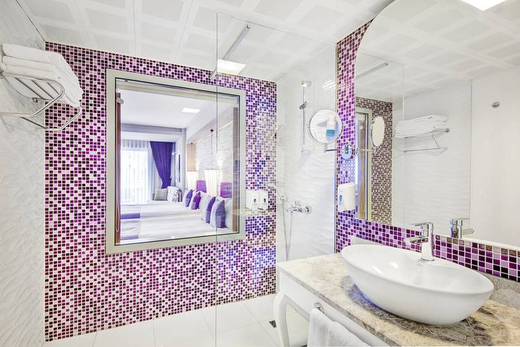 Tui Magic Life Jacaranda