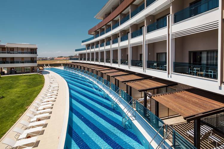 Tui Magic Life Jacaranda