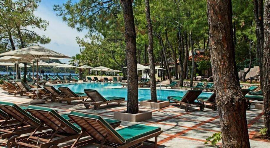 Marti Hemithea Hotel