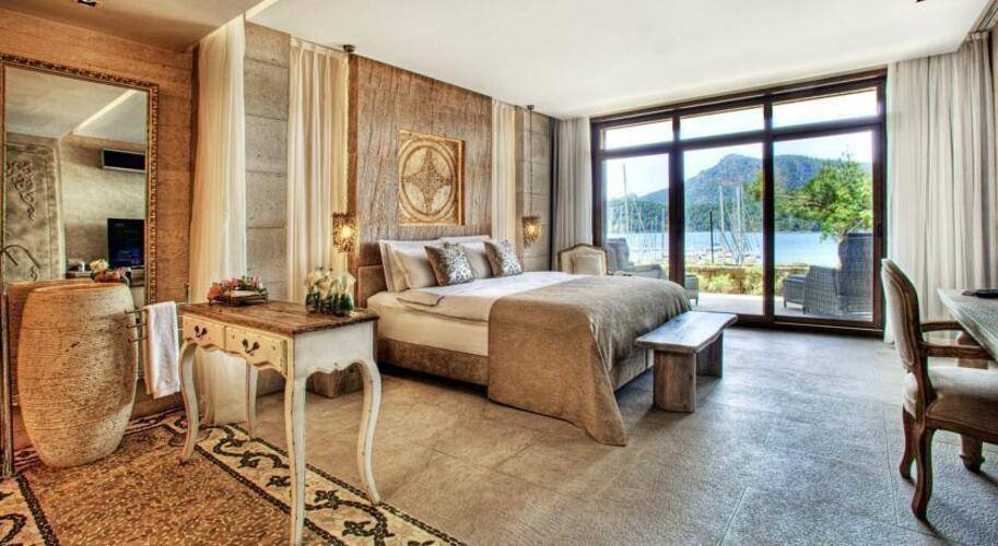 Marti Hemithea Hotel