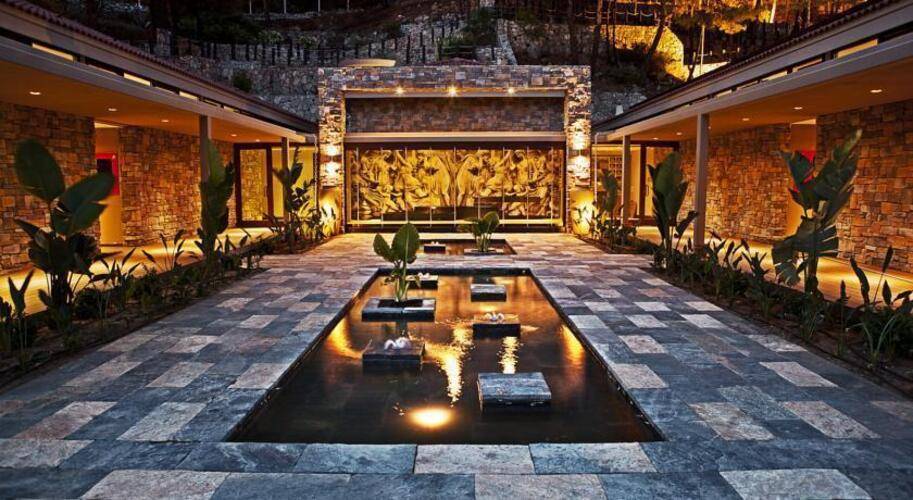 Marti Hemithea Hotel