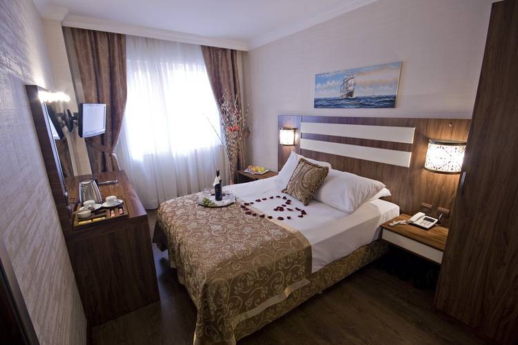 Aspen Hotel