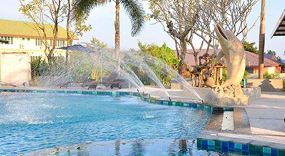 Lakkhana Poolside Resort