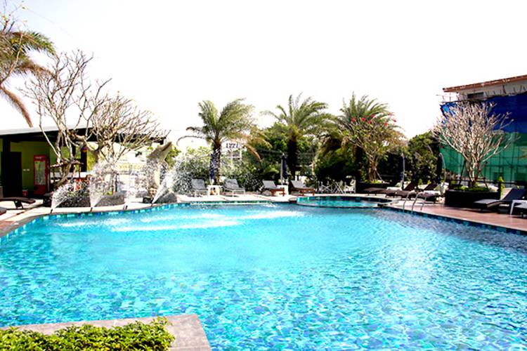 Lakkhana Poolside Resort