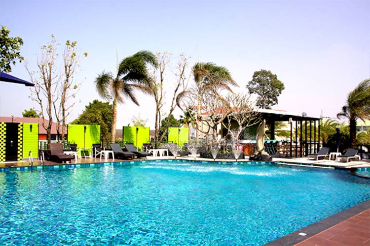 Lakkhana Poolside Resort