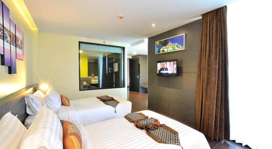 Lakkhana Poolside Resort