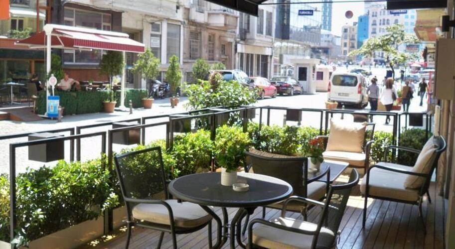 Senator Taksim Hotel