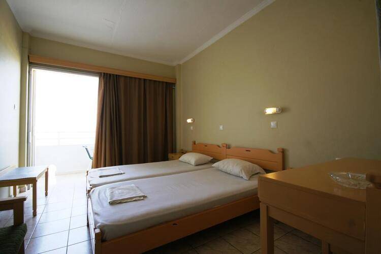 Zephyros Hotel