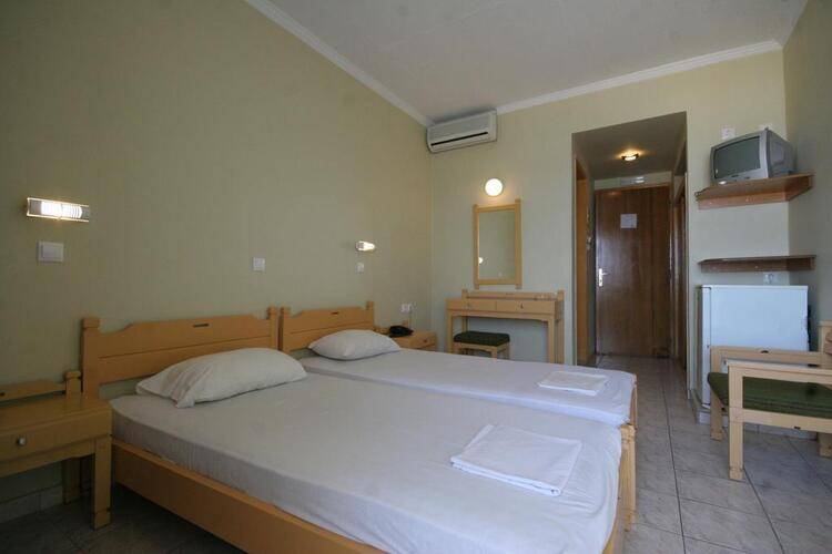 Zephyros Hotel