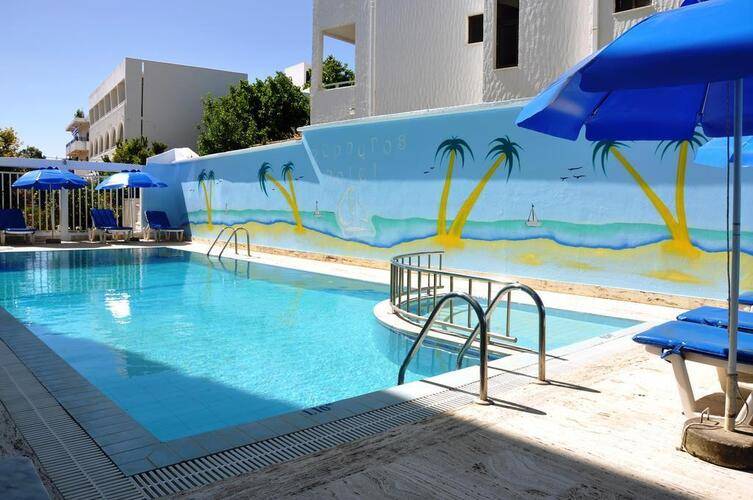 Zephyros Hotel