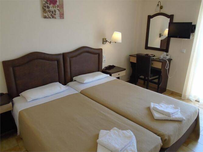 Triton Hotel