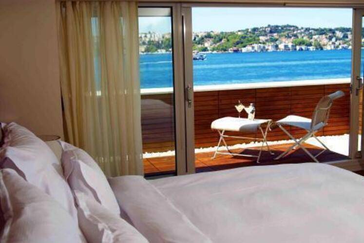 Ajia Hotel