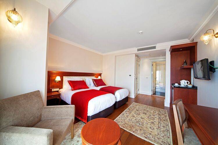 Aren Suites Hotel